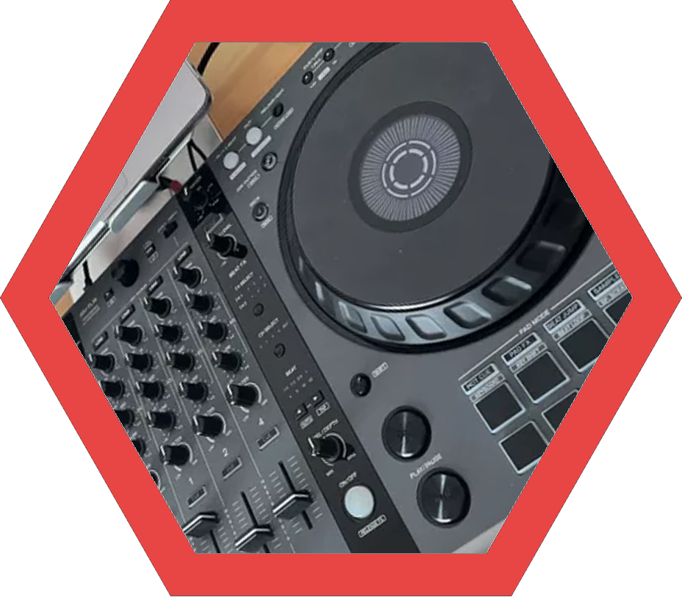 DJ